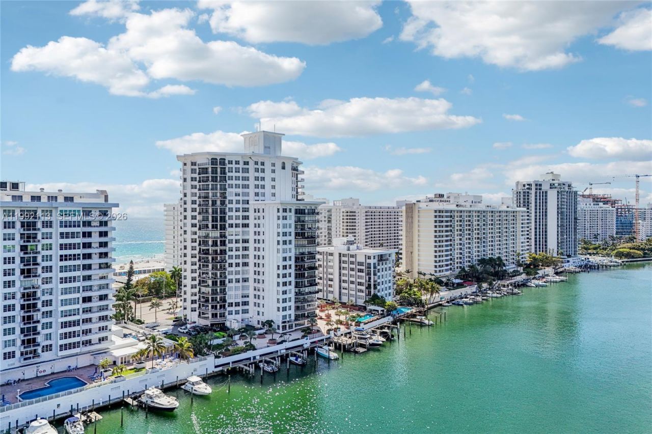 5660 Collins Ave, Unit 11C, Miami Beach, FL 33140 Photo