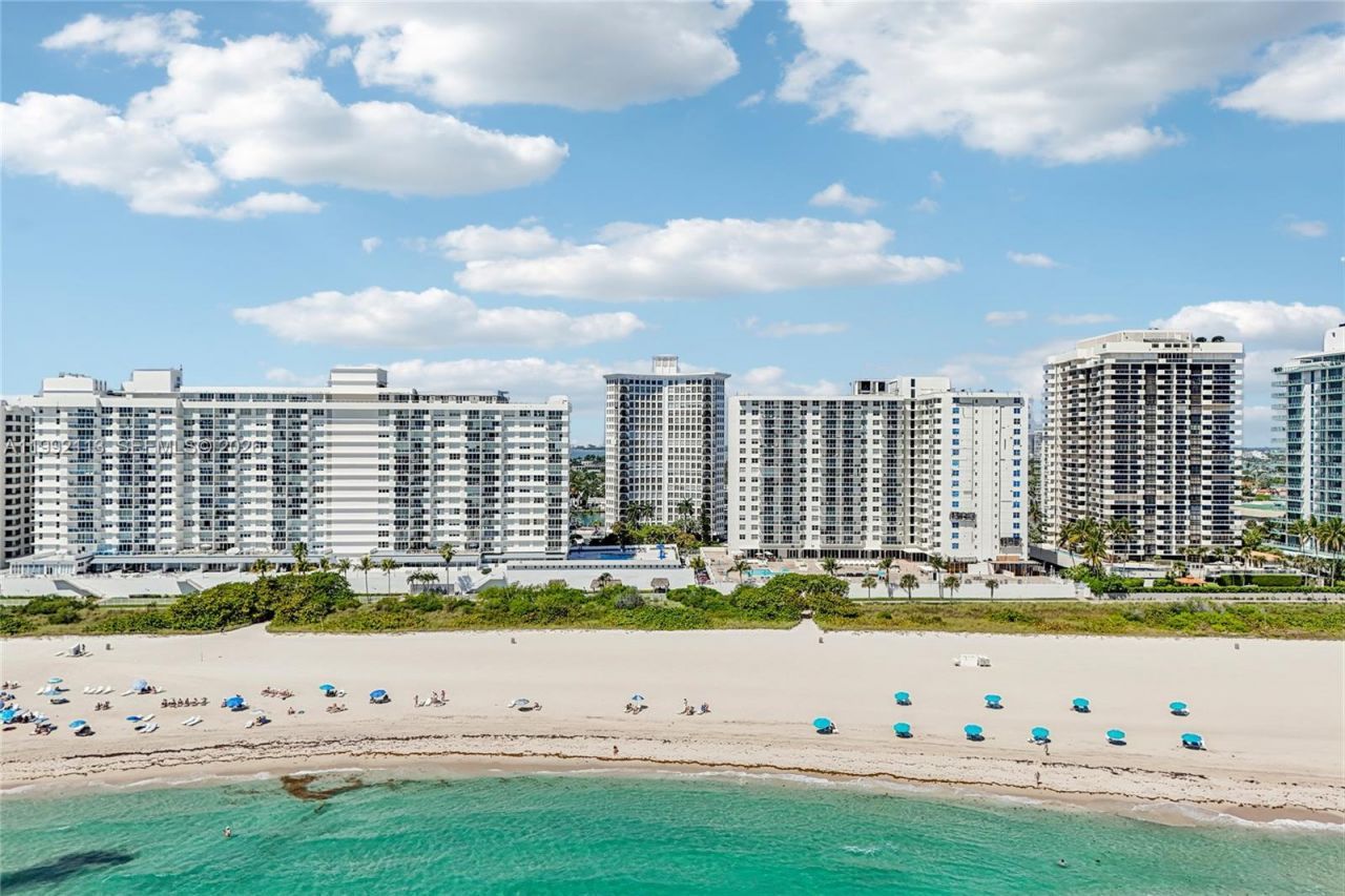 5660 Collins Ave, Unit 11C, Miami Beach, FL 33140 Photo