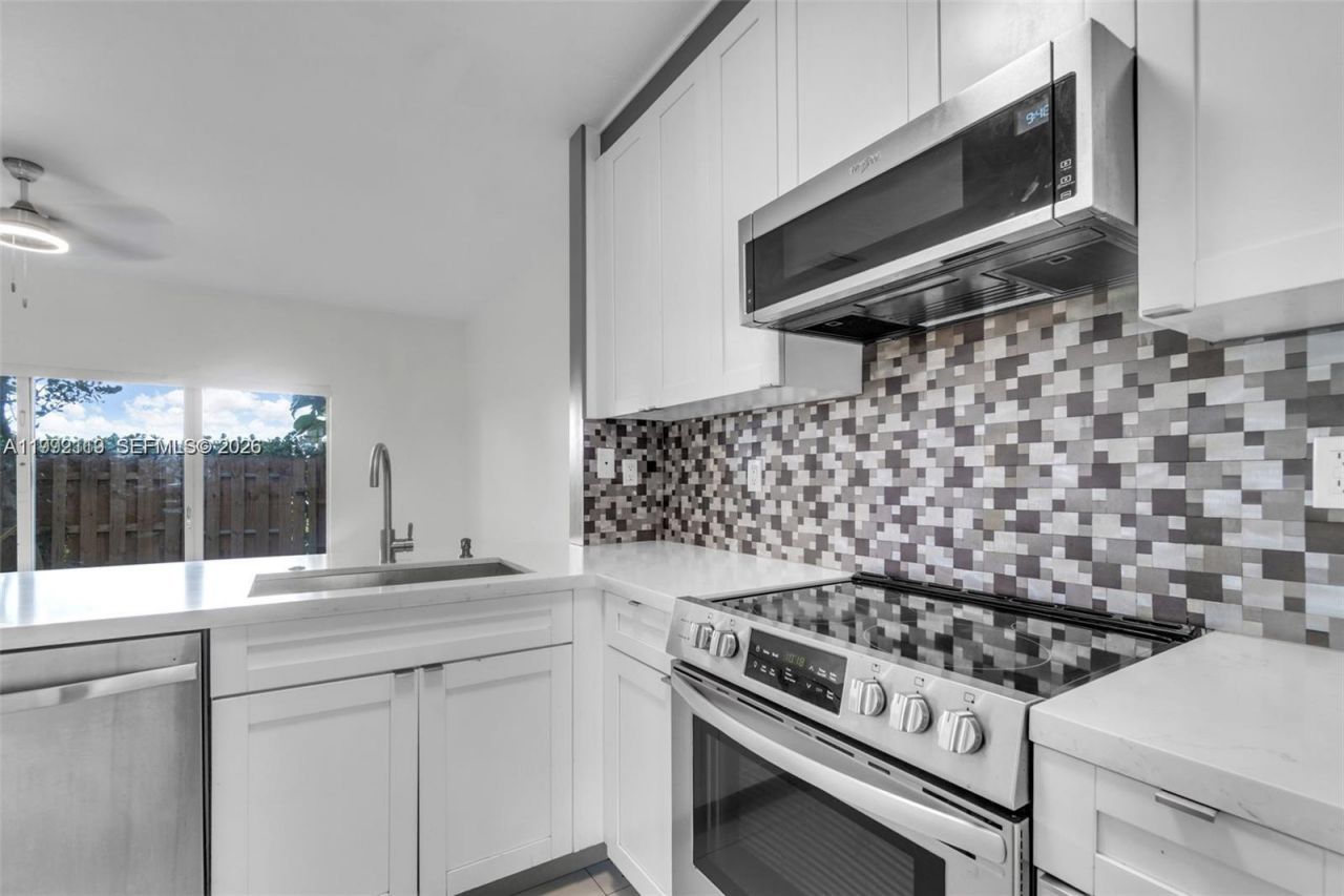 1720 NE 33 Av , Unit 104-5, Homestead, FL 33033 Photo