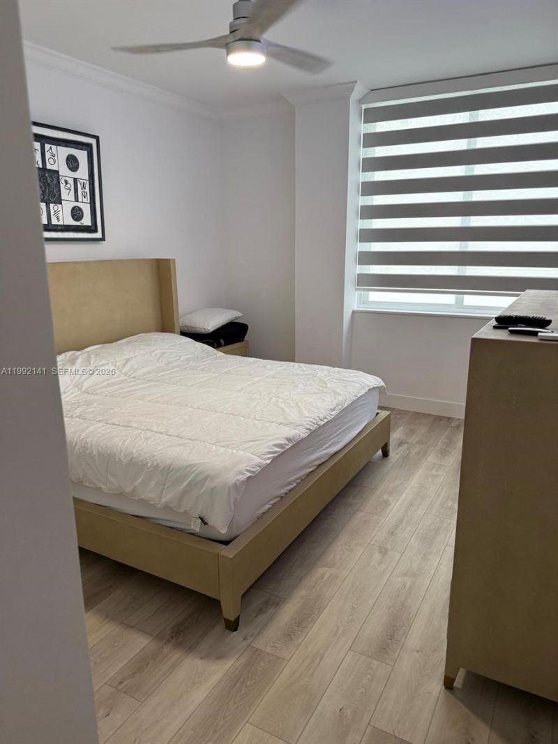 5005 Collins Ave , Unit 1525, Miami Beach, FL 33140 Photo