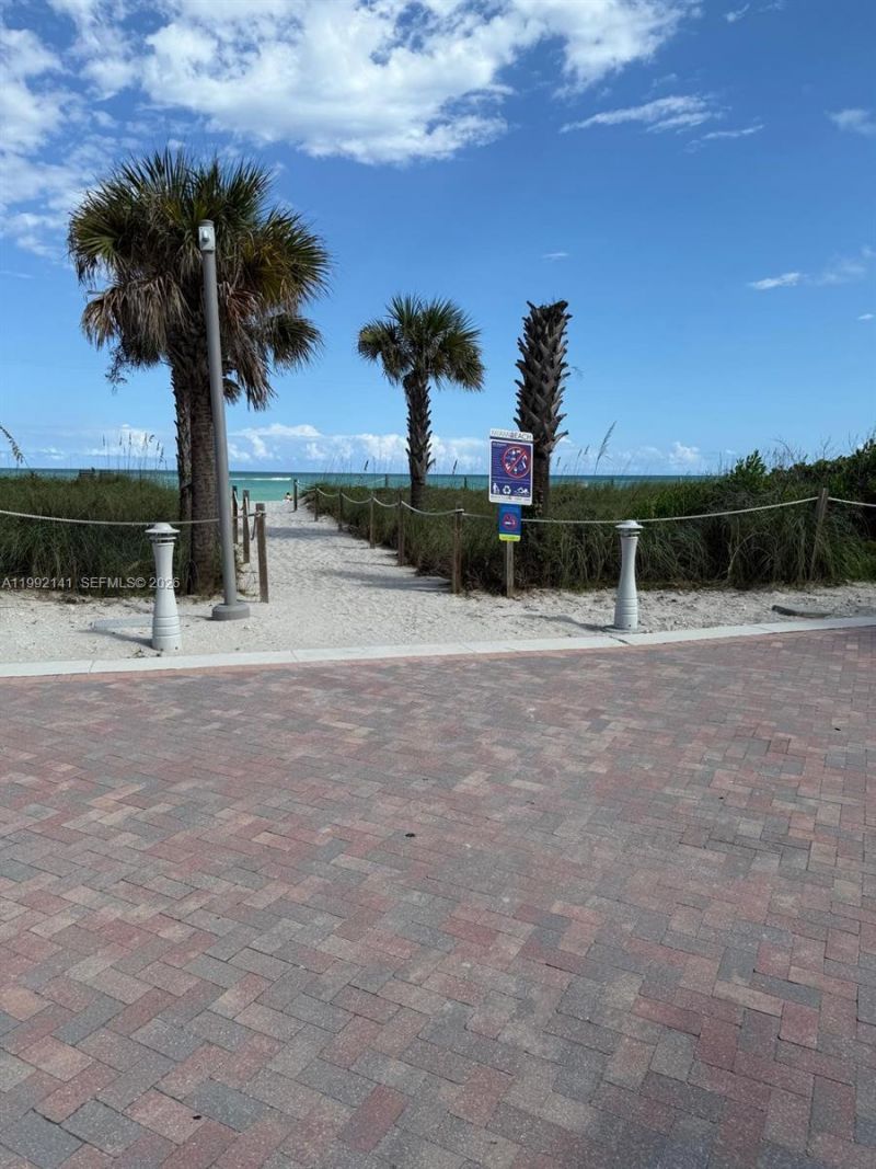 5005 Collins Ave , Unit 1525, Miami Beach, FL 33140 Photo