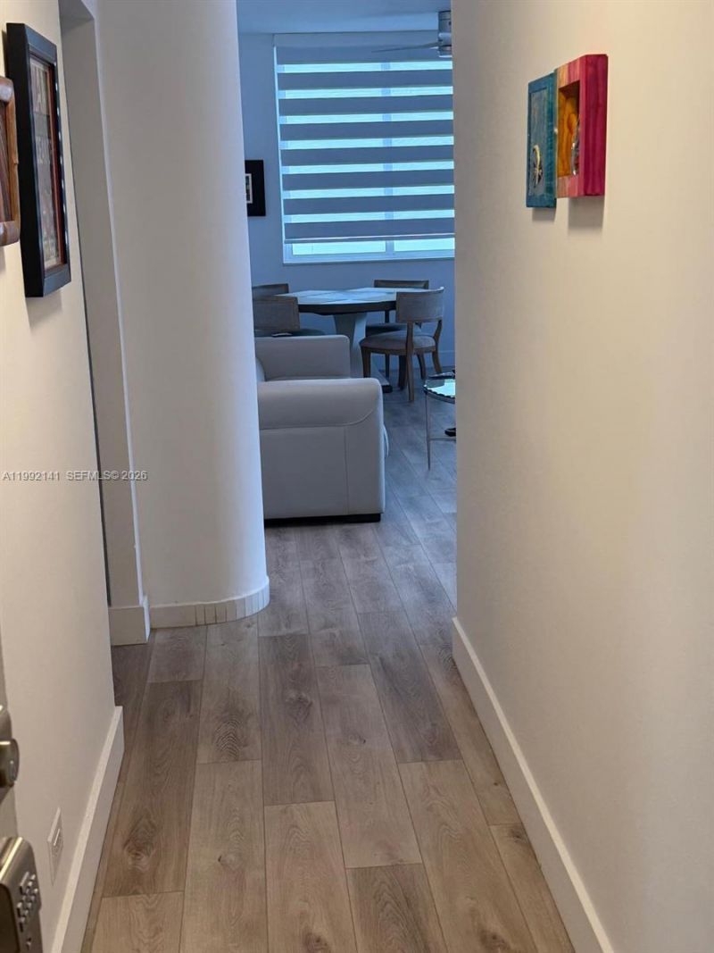5005 Collins Ave , Unit 1525, Miami Beach, FL 33140 Photo