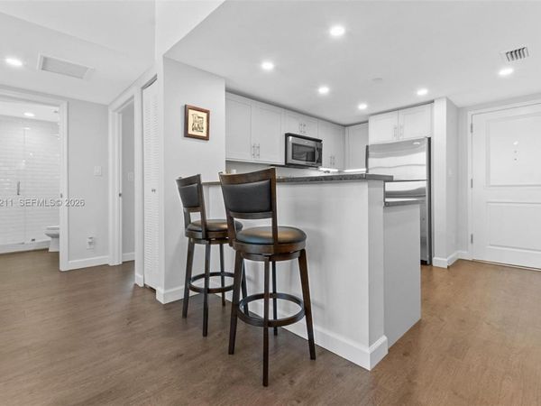 111 E Flagler St , Unit 909, Miami, FL 33131