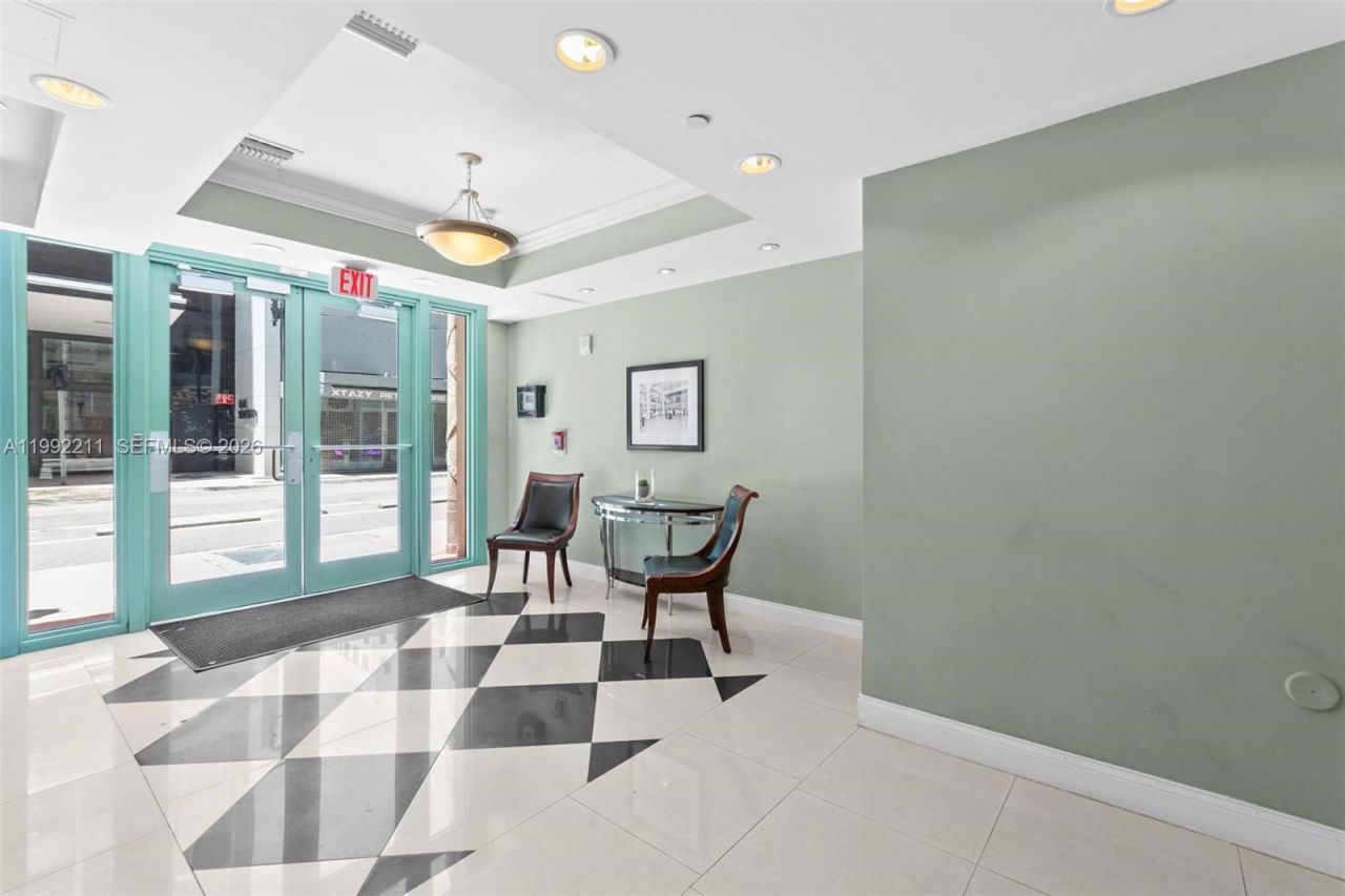 111 E Flagler St, Unit 909, Miami, FL 33131 Photo