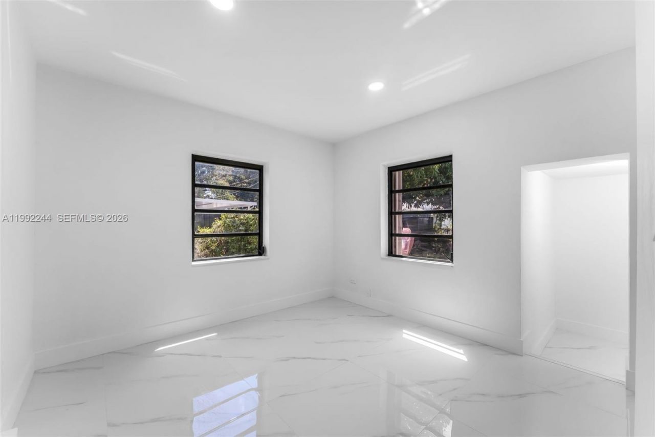 10170 SW 170th Ter, Miami, FL 33157 Photo