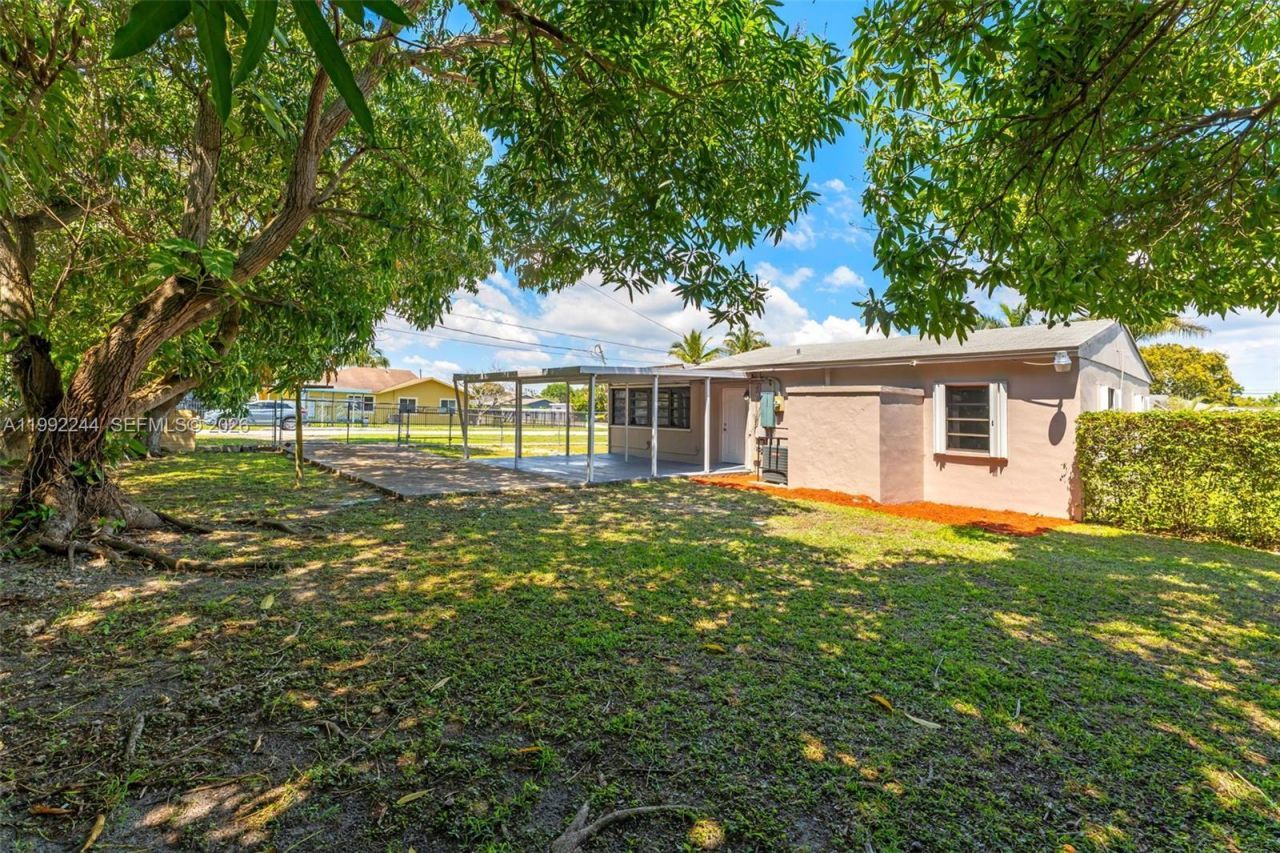 10170 SW 170th Ter, Miami, FL 33157 Photo