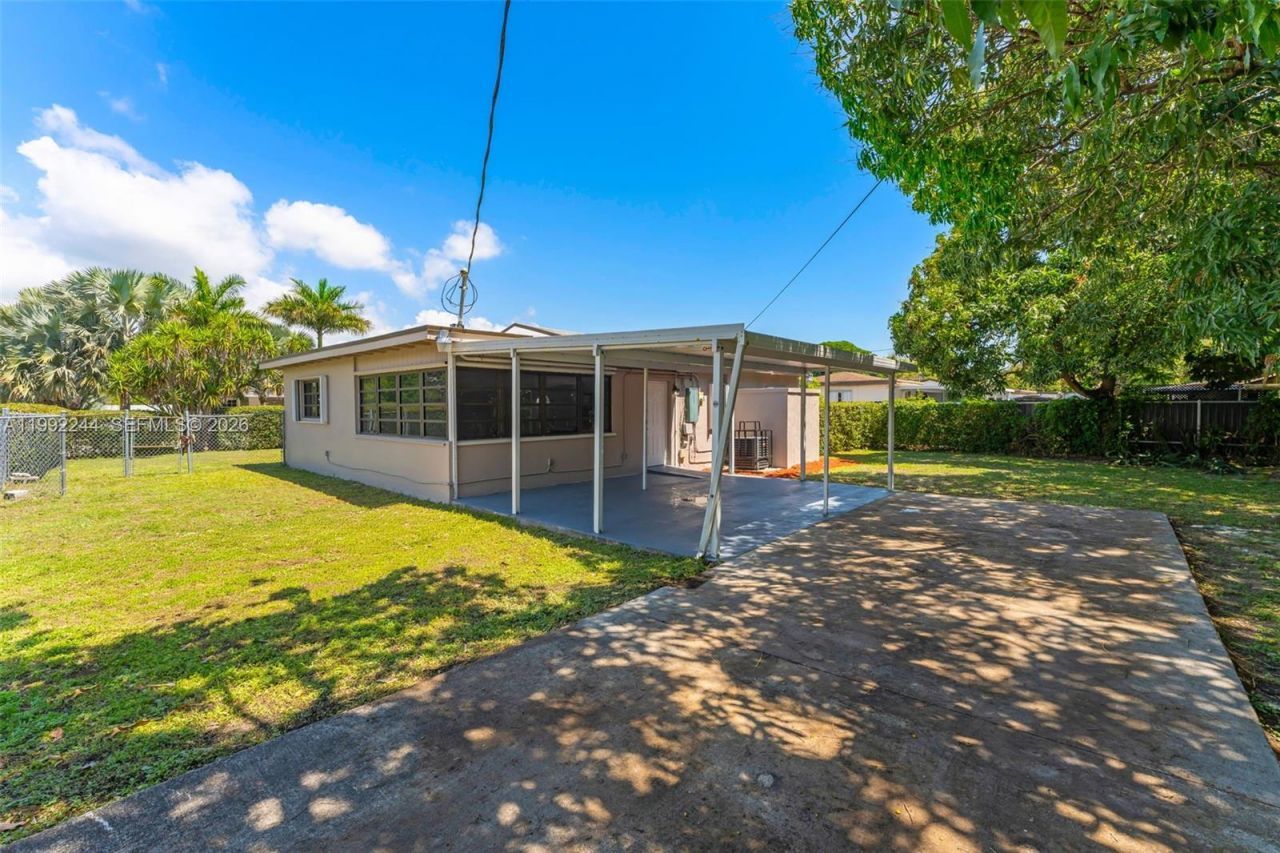 10170 SW 170th Ter, Miami, FL 33157 Photo