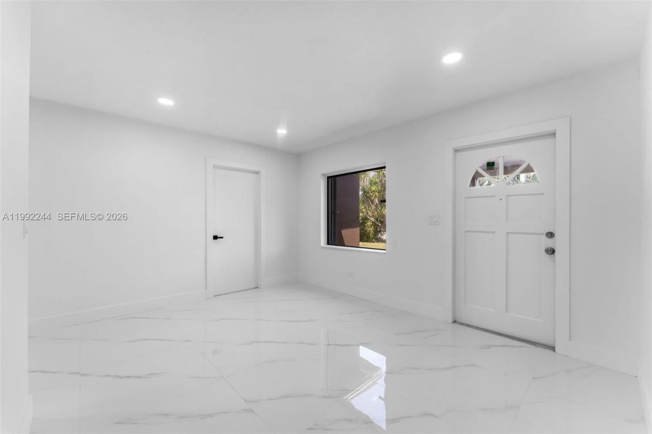 10170 SW 170th Ter, Miami, FL 33157 Photo