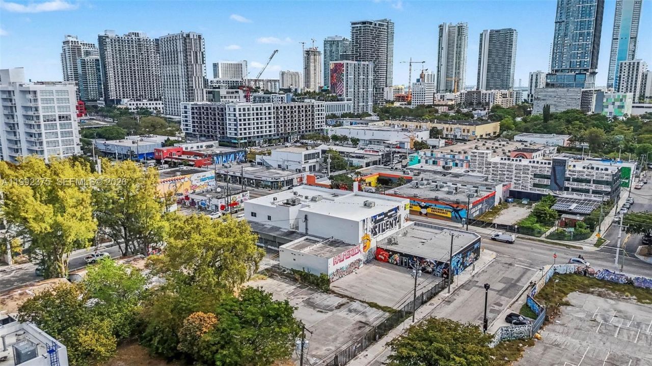 2500 N Miami Ave , Miami, FL 33127 Photo