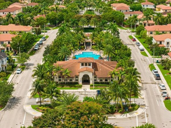 15267 SW 173rd Ln , Miami, FL 33187