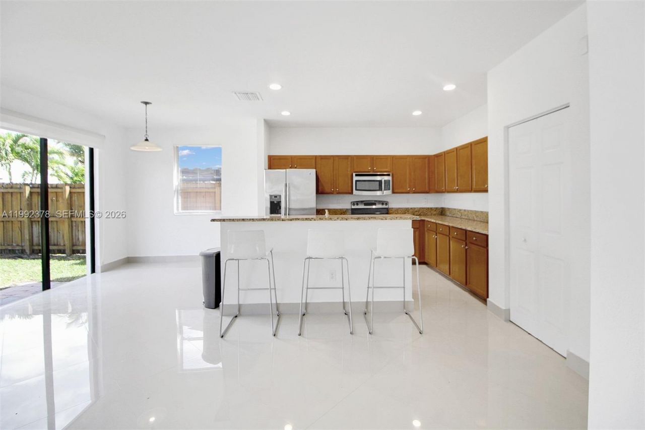 15267 SW 173rd Ln , Miami, FL 33187 Photo