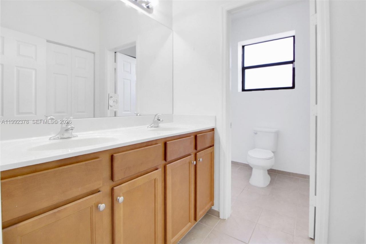 15267 SW 173rd Ln , Miami, FL 33187 Photo