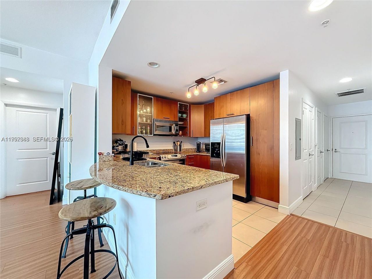 1945 S Ocean Dr , Unit 605, Hallandale Beach, FL 33009 Photo