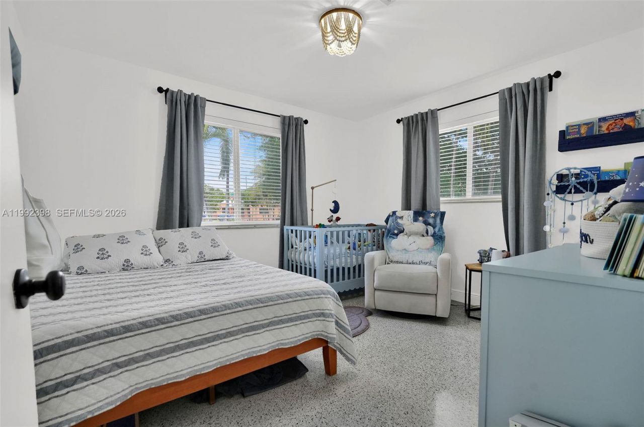 30 Bentley Dr , Miami Springs, FL 33166 Photo