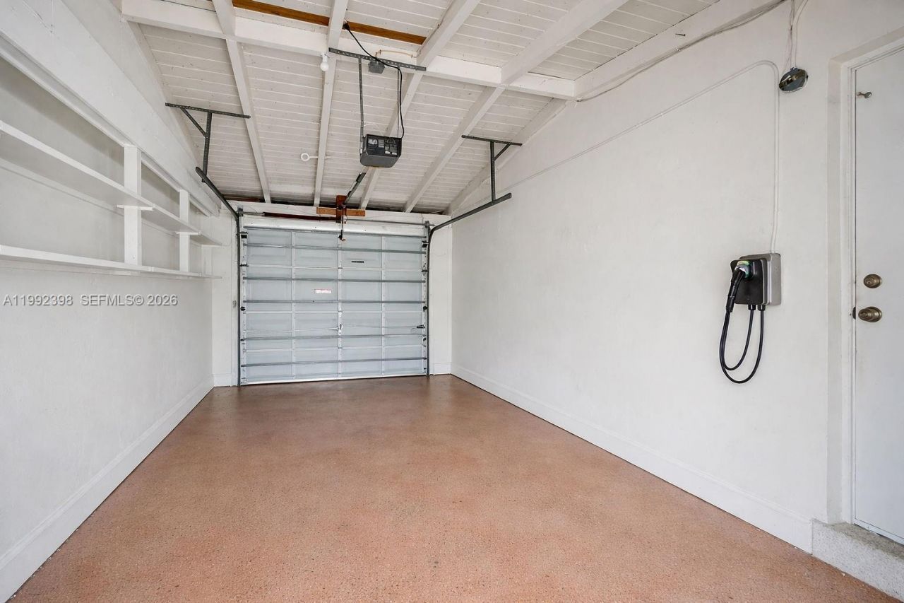 30 Bentley Dr , Miami Springs, FL 33166 Photo