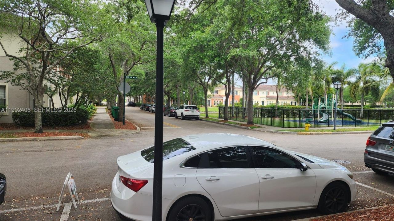 2607 SW 99th Way , Miramar, FL 33025 Photo