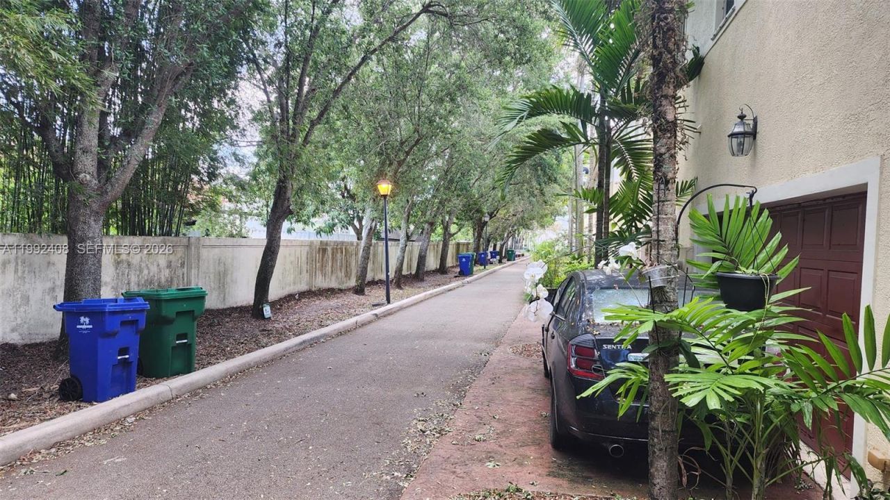 2607 SW 99th Way , Miramar, FL 33025 Photo