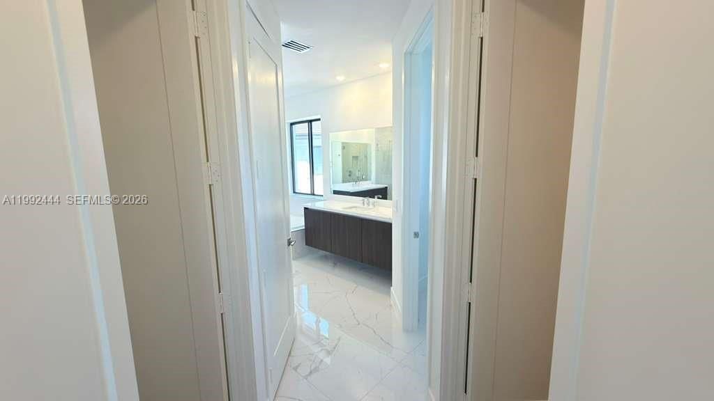 19708 NE 14th Ave, Miami, FL 33179 Photo