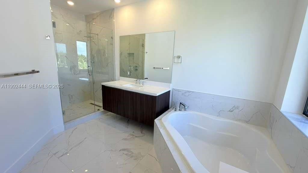 19708 NE 14th Ave, Miami, FL 33179 Photo