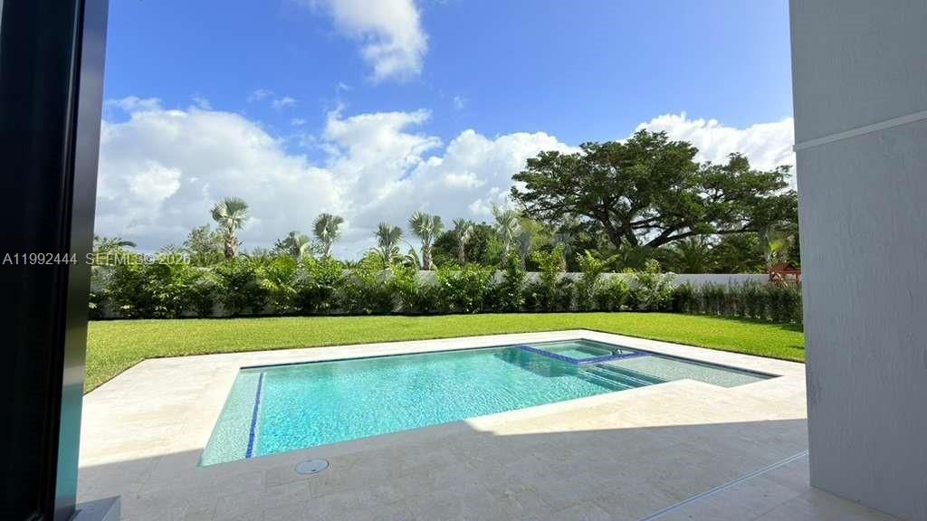 19708 NE 14th Ave, Miami, FL 33179 Photo