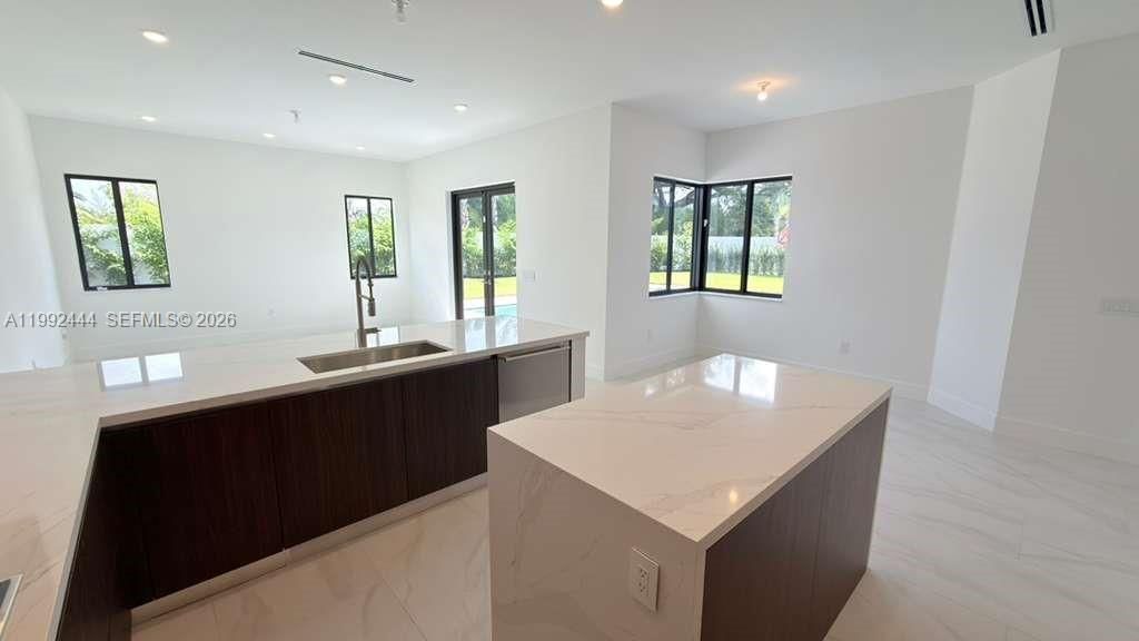 19708 NE 14th Ave, Miami, FL 33179 Photo