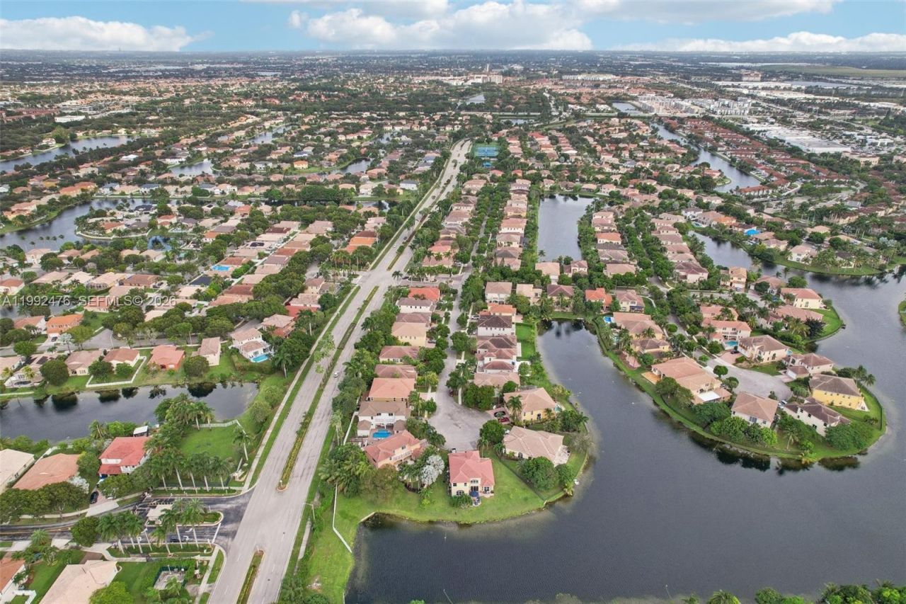 13247 SW 26th St, Miramar, FL 33027 Photo