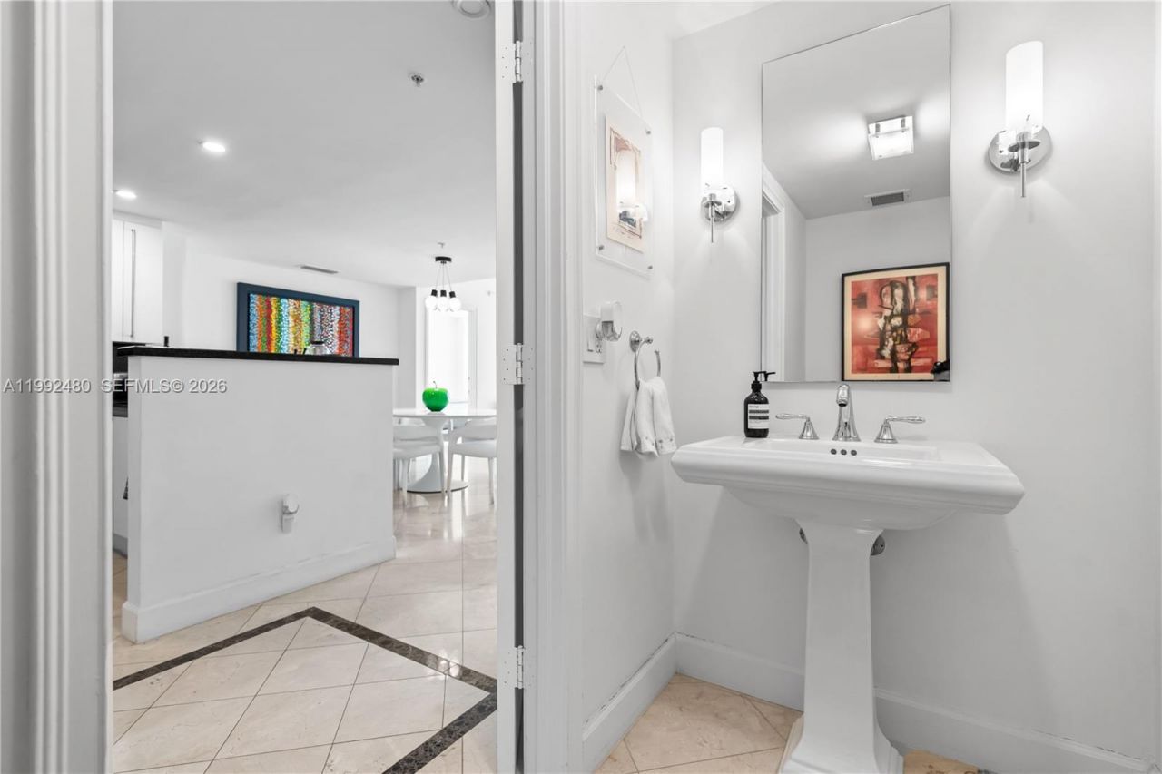 3400 SW 27th Ave, Unit 1604, Coconut Grove, FL 33133 Photo