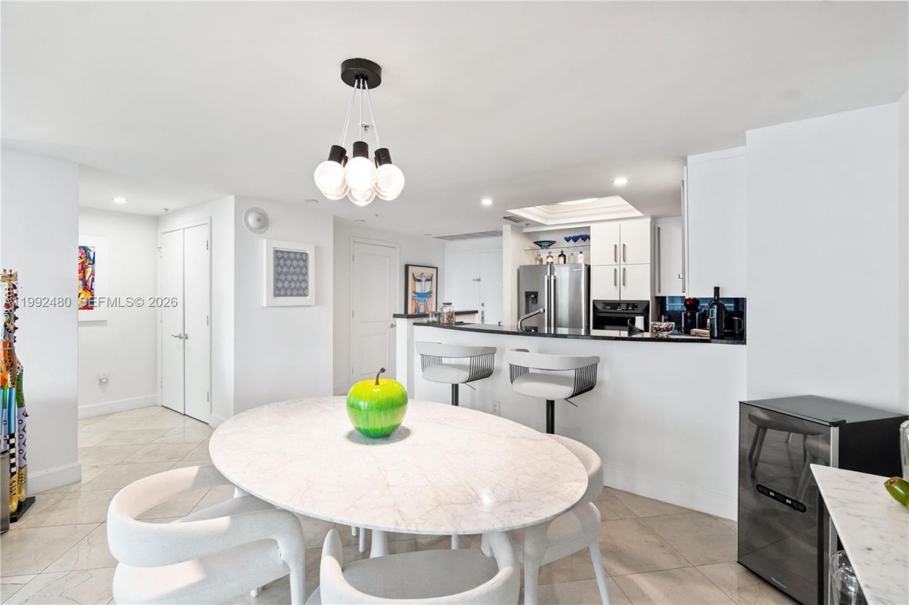 3400 SW 27th Ave, Unit 1604, Coconut Grove, FL 33133 Photo