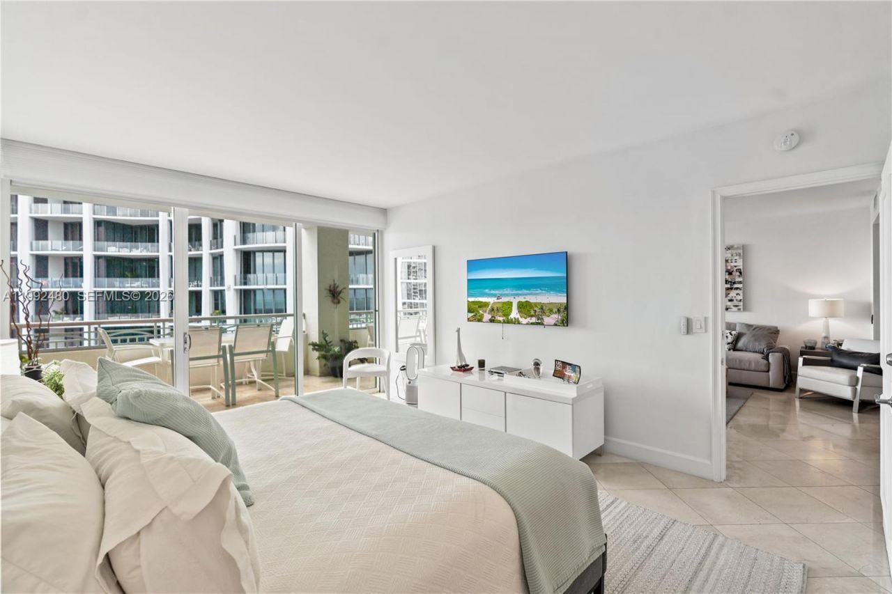 3400 SW 27th Ave, Unit 1604, Coconut Grove, FL 33133 Photo