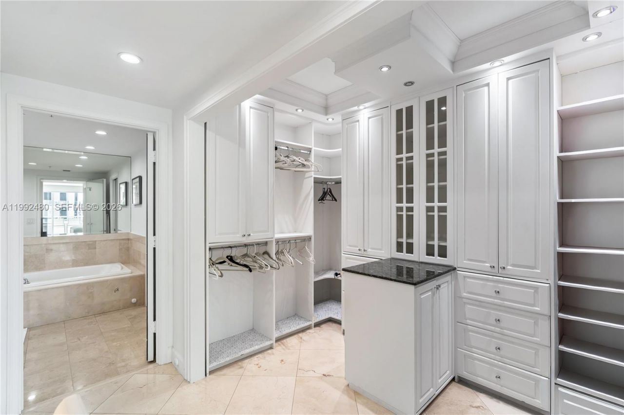 3400 SW 27th Ave, Unit 1604, Coconut Grove, FL 33133 Photo