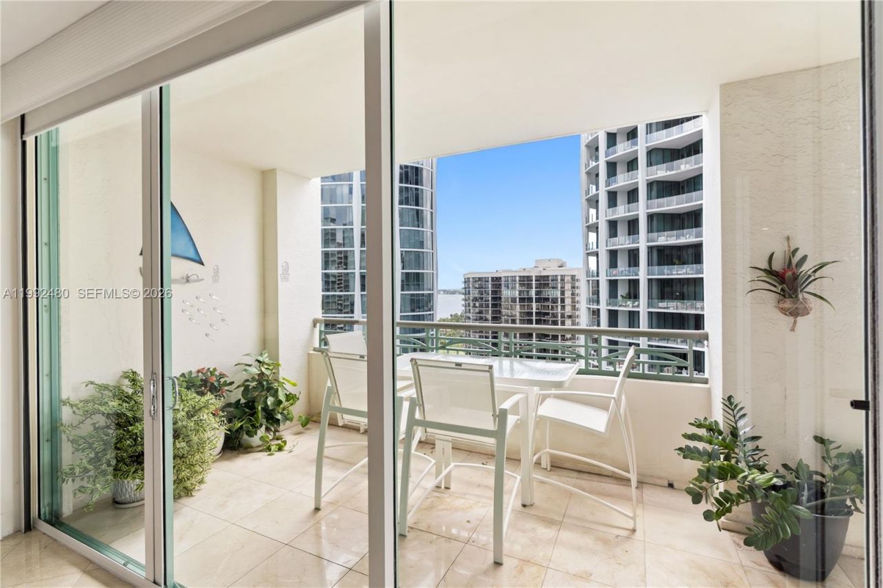 3400 SW 27th Ave, Unit 1604, Coconut Grove, FL 33133 Photo