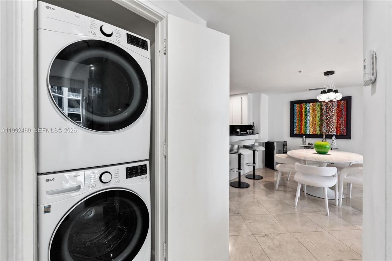 3400 SW 27th Ave, Unit 1604, Coconut Grove, FL 33133 Photo