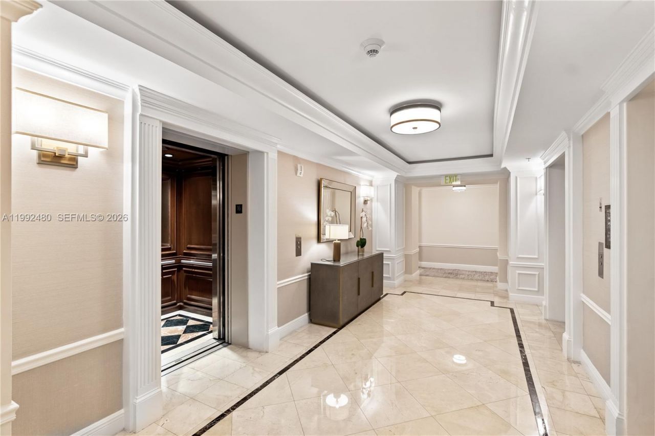 3400 SW 27th Ave, Unit 1604, Coconut Grove, FL 33133 Photo