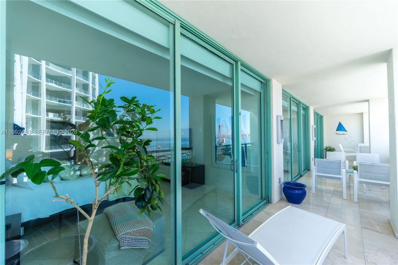 3400 SW 27th Ave, Unit 1604, Coconut Grove, FL 33133 Photo