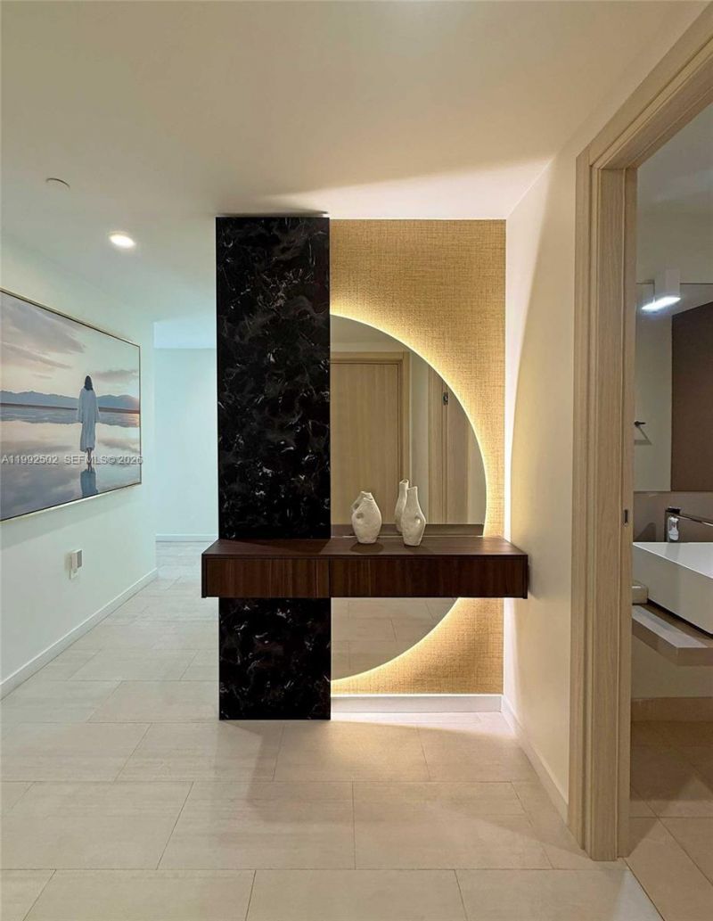 1000 Brickell Plz , Unit 3702, Miami, FL 33131 Photo