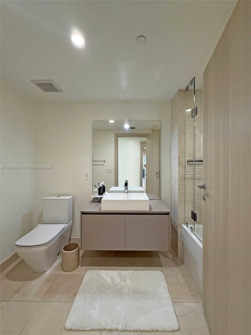 1000 Brickell Plz , Unit 3702, Miami, FL 33131 Photo
