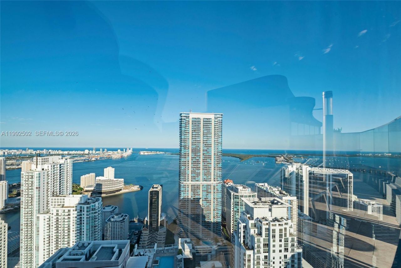1000 Brickell Plz , Unit 3702, Miami, FL 33131 Photo