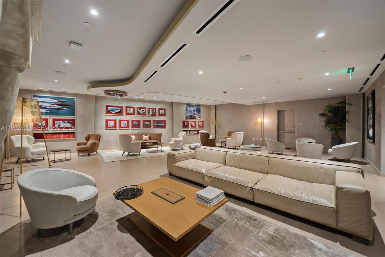 1000 Brickell Plz , Unit 3702, Miami, FL 33131 Photo