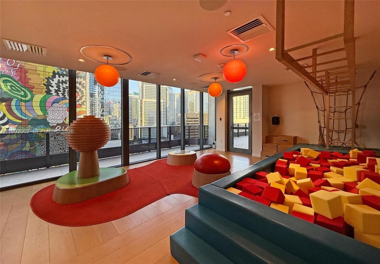 1000 Brickell Plz , Unit 3702, Miami, FL 33131 Photo