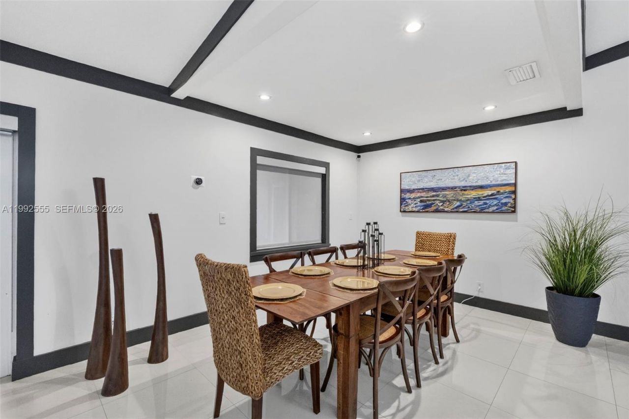 6800 NW 24th Ter, Fort Lauderdale, FL 33309 Photo