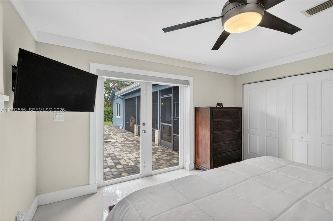 6800 NW 24th Ter, Fort Lauderdale, FL 33309 Photo