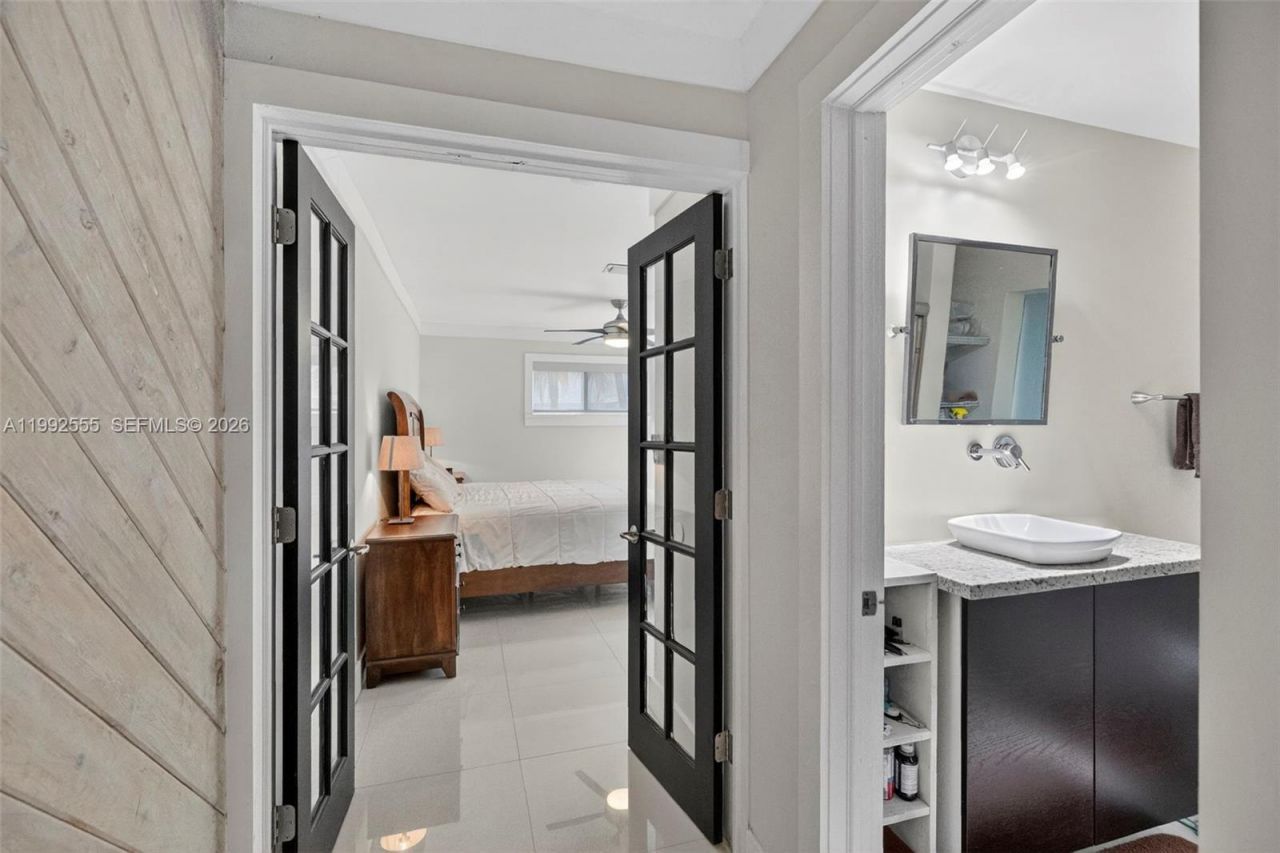 6800 NW 24th Ter, Fort Lauderdale, FL 33309 Photo