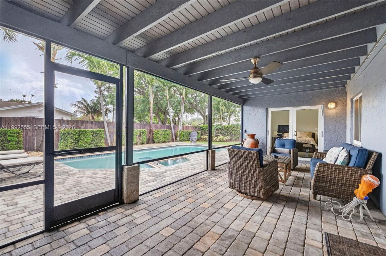 6800 NW 24th Ter, Fort Lauderdale, FL 33309 Photo