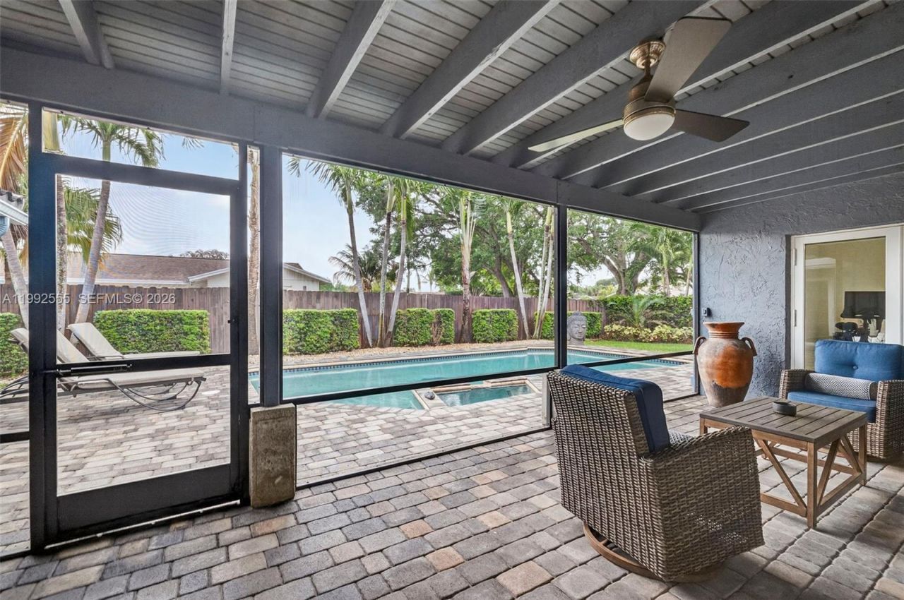 6800 NW 24th Ter, Fort Lauderdale, FL 33309 Photo