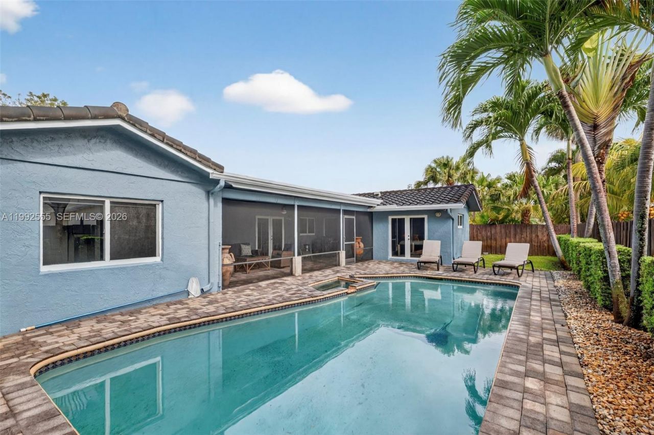 6800 NW 24th Ter, Fort Lauderdale, FL 33309 Photo