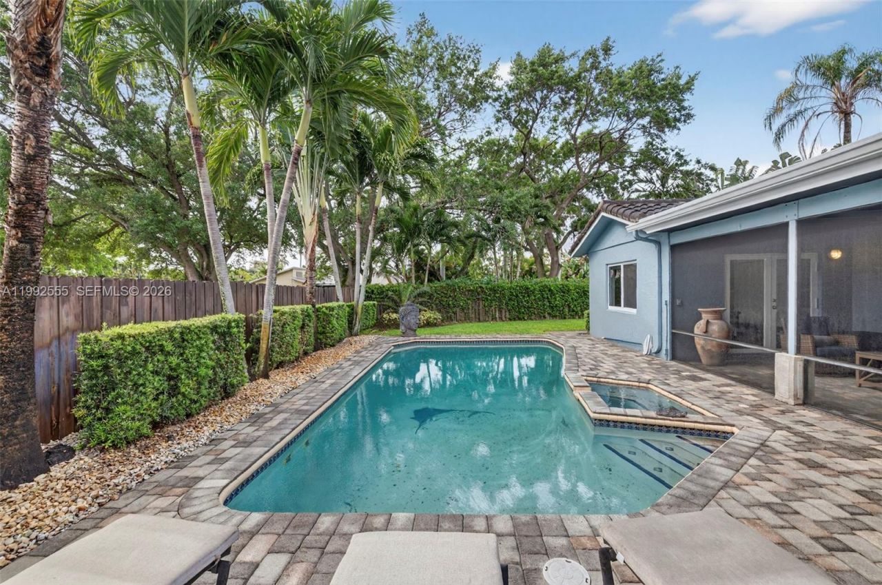 6800 NW 24th Ter, Fort Lauderdale, FL 33309 Photo