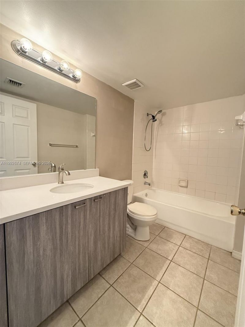 5015 Wiles Rd , Unit 207, Coconut Creek, FL 33073 Photo