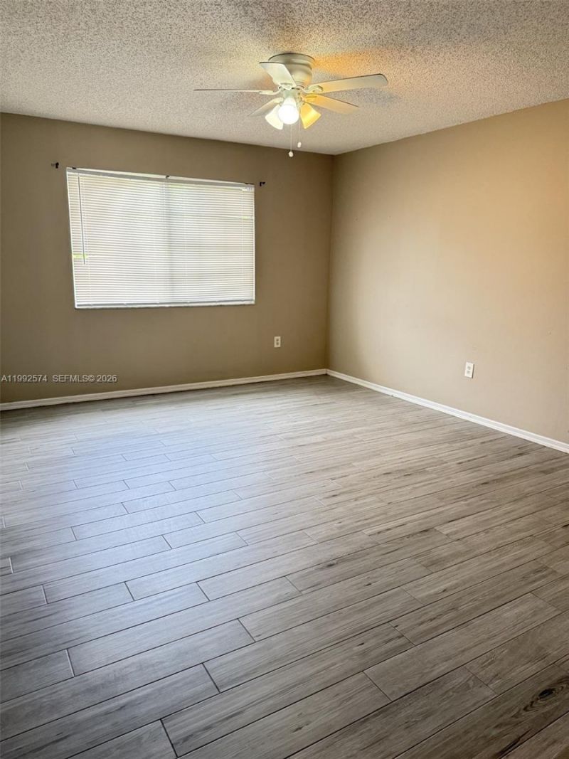 5015 Wiles Rd , Unit 207, Coconut Creek, FL 33073 Photo