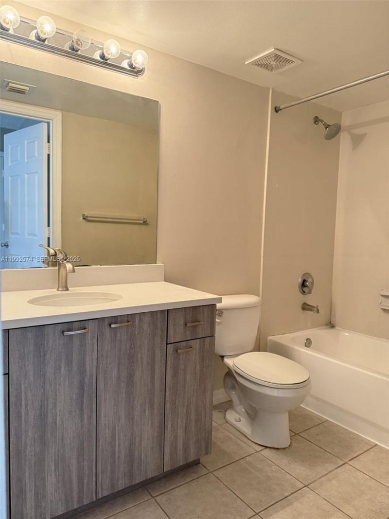 5015 Wiles Rd , Unit 207, Coconut Creek, FL 33073 Photo