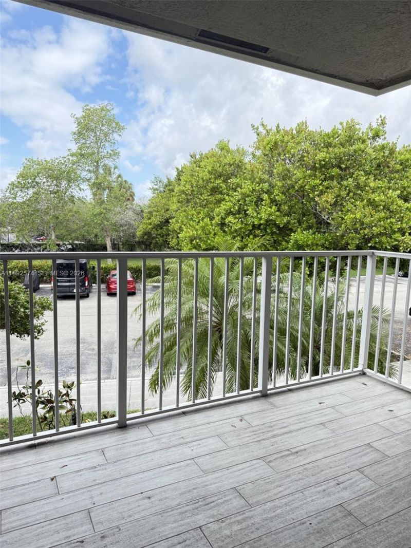 5015 Wiles Rd , Unit 207, Coconut Creek, FL 33073 Photo